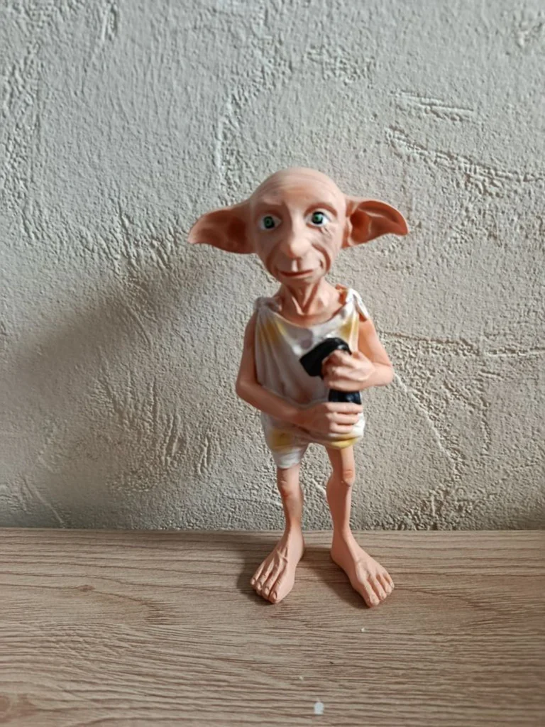 BAISSE, A saisir , encore en boîte , figurine HARRY POTTER " Dobby "